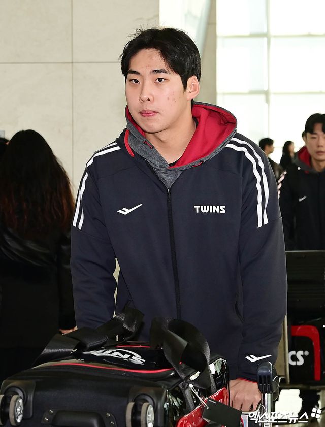 LG 투수 추세현은 다가올 2025시즌 데뷔 첫해를 맞이한다. 고교 시절 투타 모두에서 재능을 뽐냈지만, 프로에서 투수로 나서 LG 마운드에 큰 힘이 되려 한다. 엑스포츠뉴스 DB