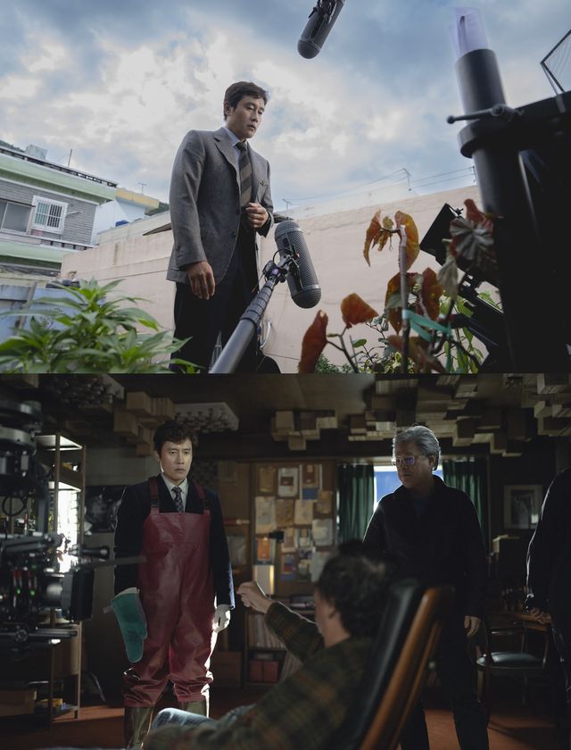 영화 '어쩔수가없다' 비하인드 스틸컷.