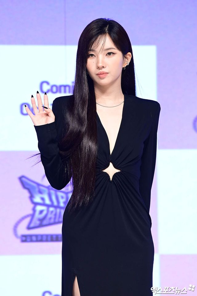 섹시한 절개 의상