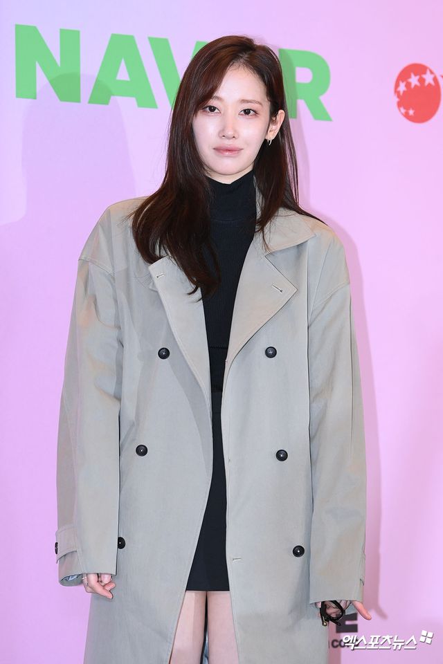 전종서 '특유의 시니컬한 미소'