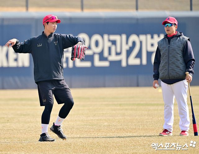 22일 오후 광주기아챔피언스필드에서 열리는 '2025 신한 SOL Bank KBO리그' NC 다이노스와 KIA 타이거즈의 개막전 경기, KIA 박재현이 훈련에 임하고 있다. 엑스포츠뉴스 DB