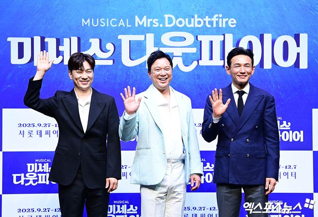 정상훈, 정성화, 황정민