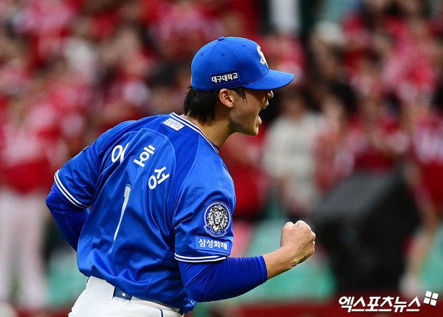 KBO가 다음달 개최되는 국가대표팀의 'K-BASEBALL SERIES' 일부 선수를 교체했다. 최근 포스트시즌에서 맹활약을 펼치고 있는 삼성 라이온즈 우완 파이어볼러 이호성이 태극마크를 단다. KBO는 23일 '전력강화위원회가 부상으로 출전이 어려워진 두산 베어스 최승용, NC 다이노스 김영규를 대체할 선수로 롯데 자이언츠 이민석과 삼성 라이온즈 이호성의 선발을 확정했다'고 밝혔다. 류지현 감독이 이끄는 국가대표팀은 오는 11월 8~9일 고척스카이돔에서 체코, 15~16일 도쿄돔에서 일본과 평가전을 치르는 K-베이스볼 시리즈(K-BASEBALL SERIES)를 진행한다. 엑스포츠뉴스DB