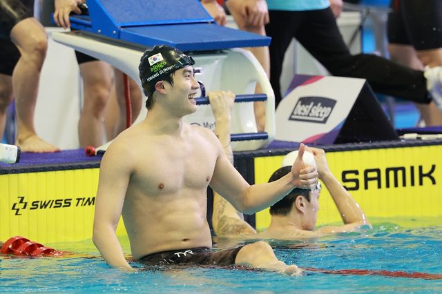 한국 남자 수영의 간판 황선우가 제106회 전국체전 MVP 수상자로 선정됐다. 이번 대회에서 자유형 200m 아시아 신기록 수립 등 4관왕에 오르는 활약을 펼쳤다. 사진 연합뉴스