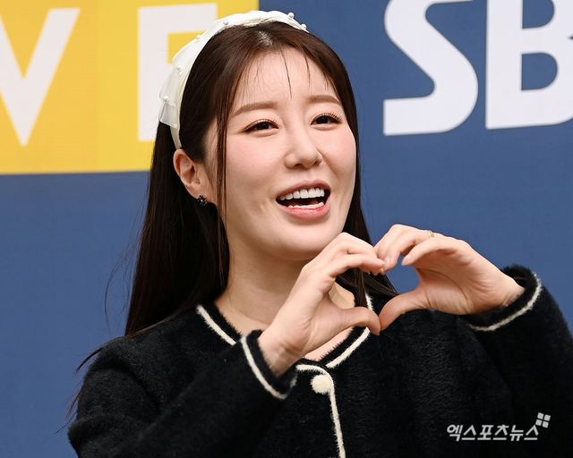 엑스포츠뉴스 Db - 나비