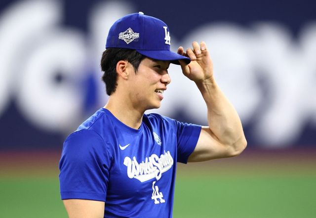 LA 다저스가 25일 캐나다 온타리오주 토론토의 로저스센터에서 열리는 2025 미국 메이저리그 월드시리즈 1차전을 앞두고 월드시리즈 26인 로스터를 확정했다. 김혜성은 와일드카드, 디비전시리즈, 챔피언십시리즈에 이어 월드시리즈 엔트리에도 이름을 올렸다. 사진 연합뉴스