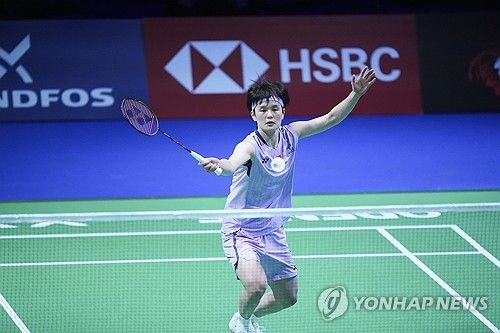 중국 배드민턴 팬들이 안세영(삼성생명·세계 1위)과 왕즈이(중국·세계 2위) 간의 맞대결을 보고 경악했다. 세계 1위와 2위 간의 맞대결이자 대회 결승전임에도 안세영이 일방적인 경기를 펼치자 충격을 받았다. 연합뉴스