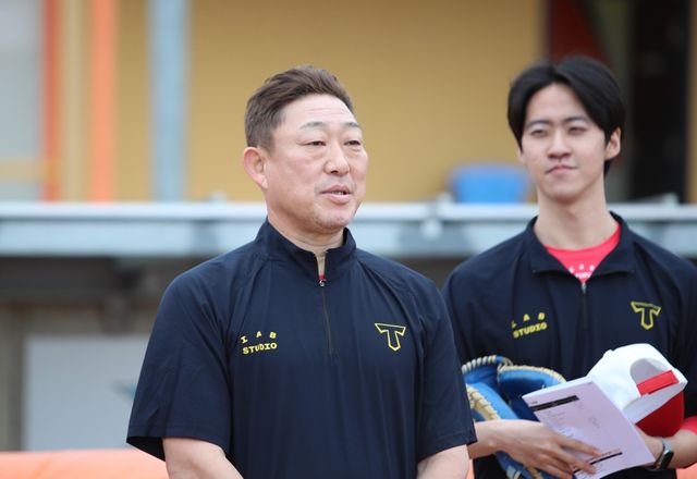 2024~2025시즌 KIA 타이거즈 배터리코치로 활동한 나카무라 타케시 코치. 사진 KIA 타이거즈