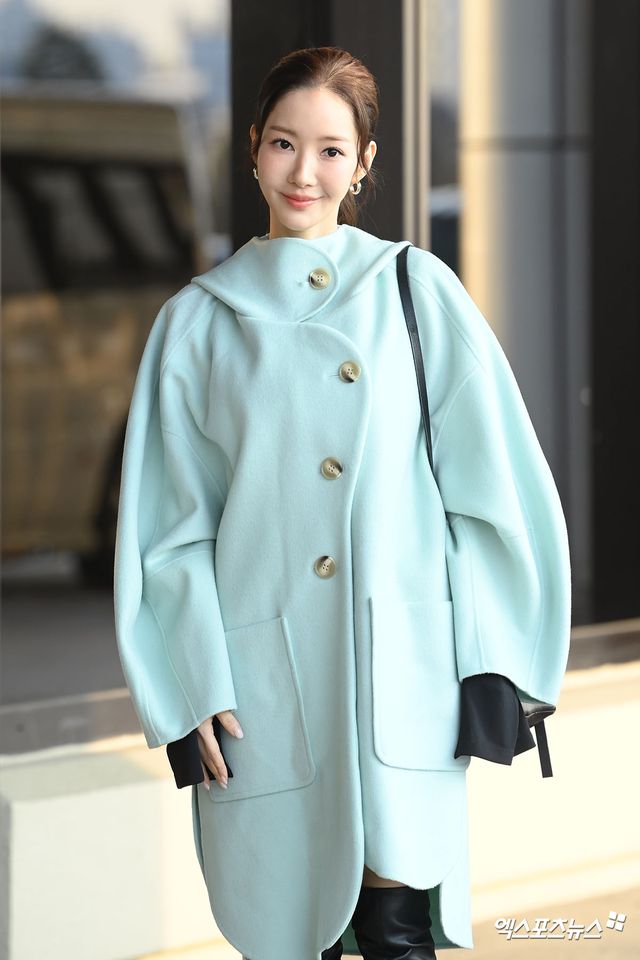 박민영 '작아도 너무 작은 얼굴'