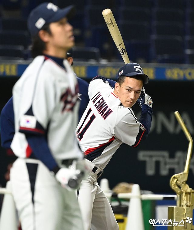 12일 오후 일본 도쿄돔에서 열리는 2023 월드베이스볼클래식(WBC) B조 체코와 대한민국의 경기, 대한민국 에드먼이 훈련에 임하고 있다. 엑스포츠뉴스 DB