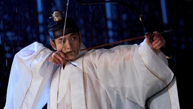 '이강에는 달이 흐른다' 강태오