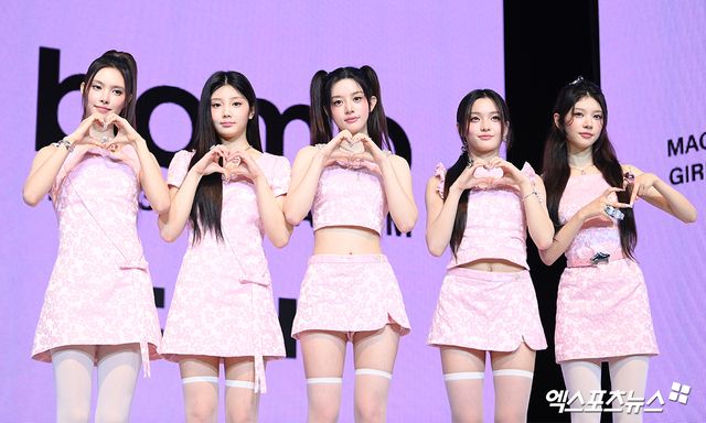 (왼쪽부터) 윤아, 원희, 민주, 이로하, 모카.