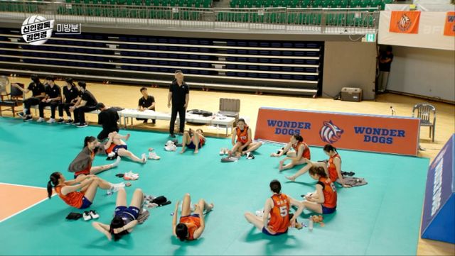 유튜브 채널 '원더독스 라커룸'