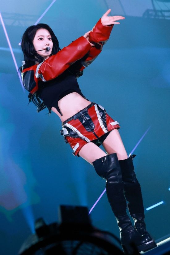 르세라핌 사쿠라.