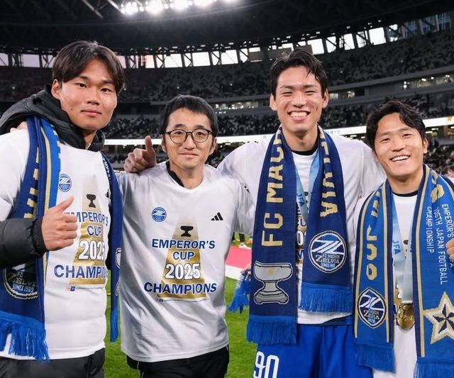 오세훈(오른쪽에서 두 번째)과 나상호(오른쪽에서 첫 번째). 마치다 젤비아 SNS