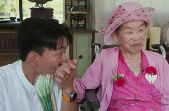 임태훈 셰프와 할머니. 사진=MBN '언포게터블 듀엣'