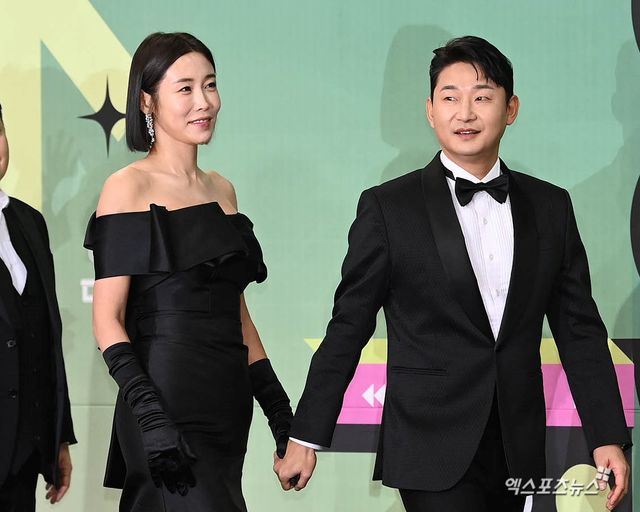 엑스포츠뉴스 DB - 이천수, 심하은 부부