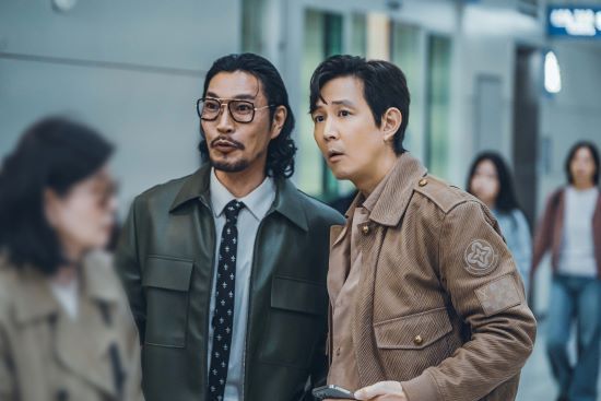 최귀화, 이정재. 사진=tvN '얄미운 사랑' 스틸컷