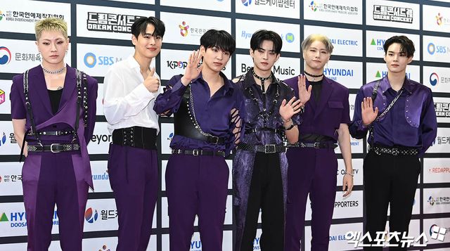 빅톤이 최근 9주년을 맞이 한자리에 뭉쳤다 