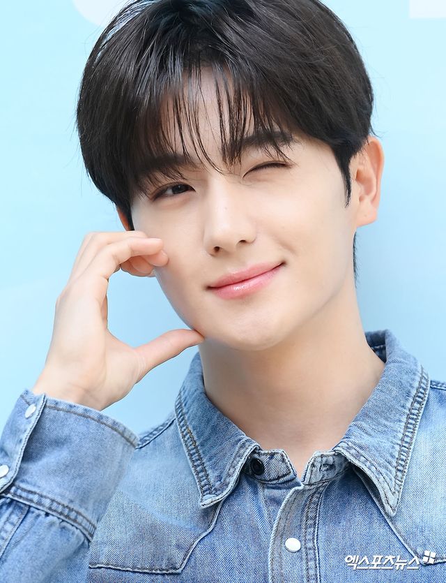 현재 '치명적인 윙크'