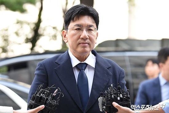 방시혁 하이브 의장