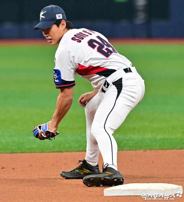 7일 오후 서울 구로구 고척스카이돔에서 진행된 야구 국가대표팀 훈련에 참석한 송성문이 훈련에 임하고 있다. 엑스포츠뉴스 DB