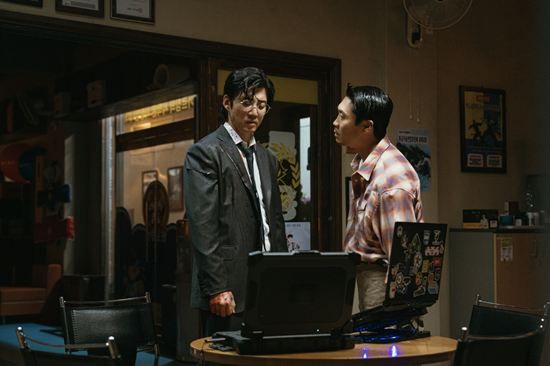 쿠팡플레이·지니TV