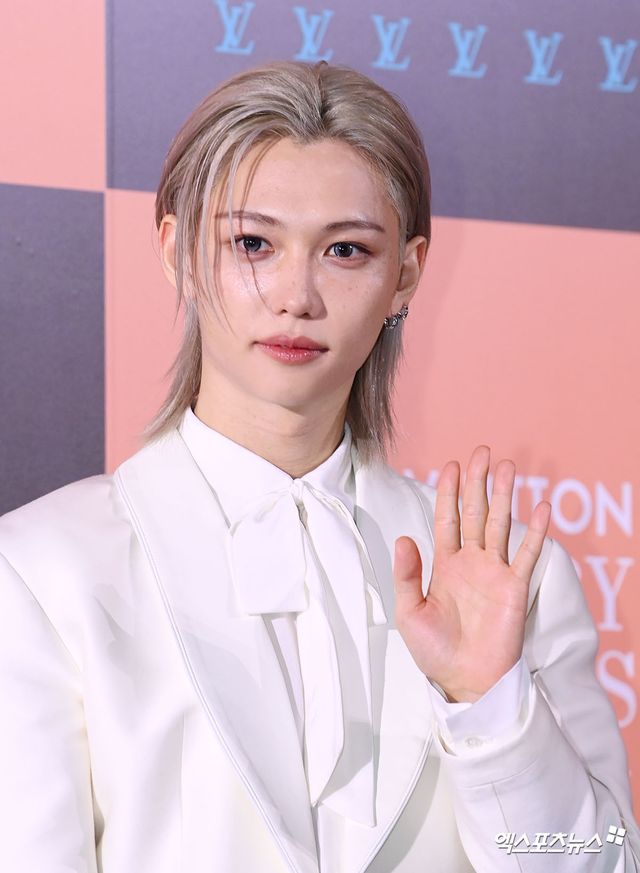 필릭스, 엑스포츠뉴스DB