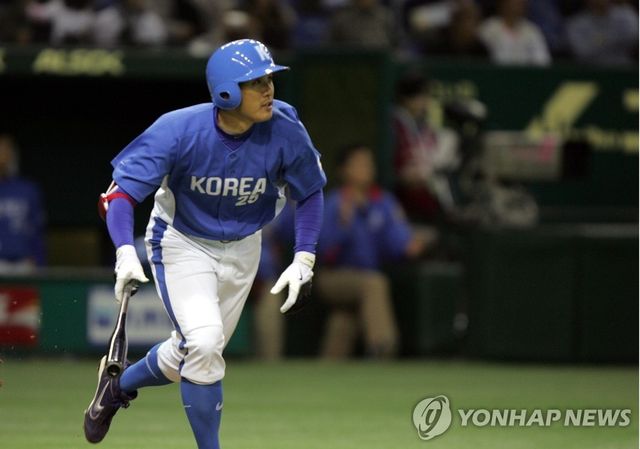2006 월드베이스볼클래식(WBC) 1라운드 A조 일본전에서 역전 결승 2점 홈런을 기록했던 이승엽. 사진 연합뉴스
