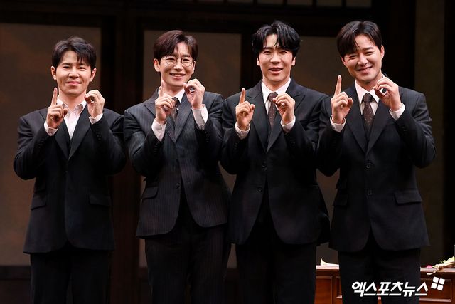 이규형, 김경수, 에녹, 김종구