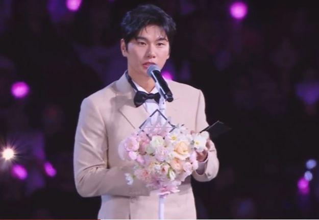 '10주년 아시아 아티스트 어워즈 2025'