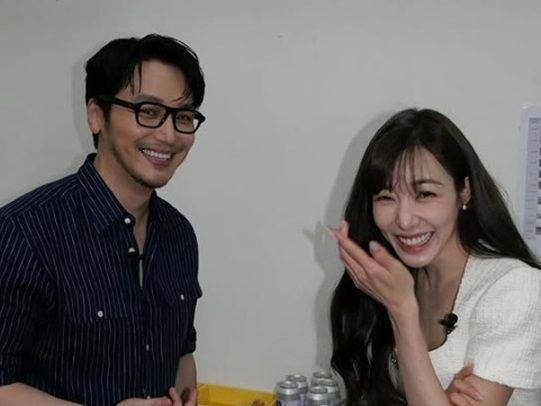 변요한이 게재한 티파니 사진.