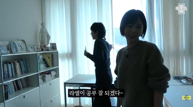 유튜브 채널 '김나영의 노필터티비'