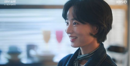 '퇴근 후 양파수프' 방효린