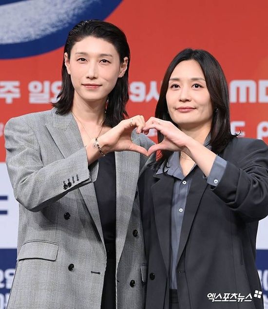 엑스포츠뉴스 DB - 김연경과 표승주
