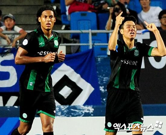 2026년 K리그2에 입성하는 용인시시민프로축구단(이하 '용인FC')이 창단 첫 번째 멤버로 국가대표 출신 스트라이커 석현준을 전격 영입했다. 용인 구단은 지난 15일 보도자료를 내고 이같이 발표했다. 엑스포츠뉴스DB