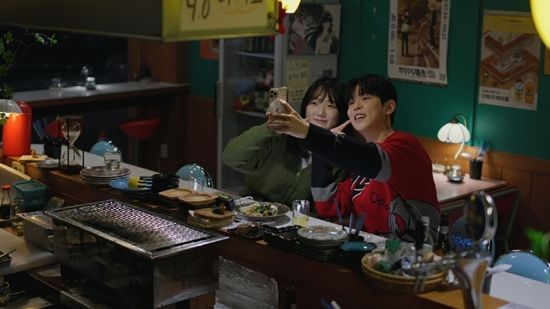 웨이브(Wavve) '최애와의 30분'