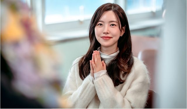 배우 진세연이 ‘사랑을 처방해 드립니다’로 프로페셔널함과 따뜻함이 공존하는 반전 매력의 캐릭터를 선보인다.