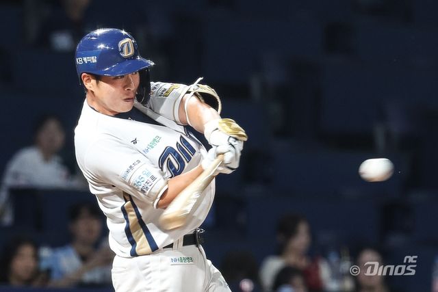 NC 다이노스 외야수 송승환이 2025시즌을 끝으로 현역 생활을 마감하기로 했다. 그는 1월 초 일본 오사카로 출국해 약 2주 동안 야구에 관해 공부할 계획이다. NC 다이노스