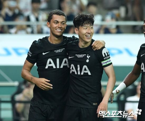 영국 공영방송 BBC가 19일(한국시간) 토트넘이 존슨 판매에 열려 있고 크리스탈 팰리스가 상황을 지켜보고 있다고 보도했다.&nbsp;엑스포츠뉴스Db