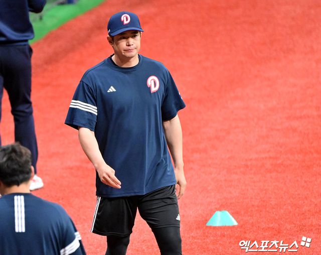 2025시즌 종료 후 두산 베어스 보류선수 명단에서 제외, 타 구단으로 이적 협상을 진행 중인 김재환. 사진 엑스포츠뉴스 DB