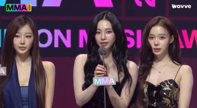 (왼쪽부터) 지젤, 카리나, 윈터.