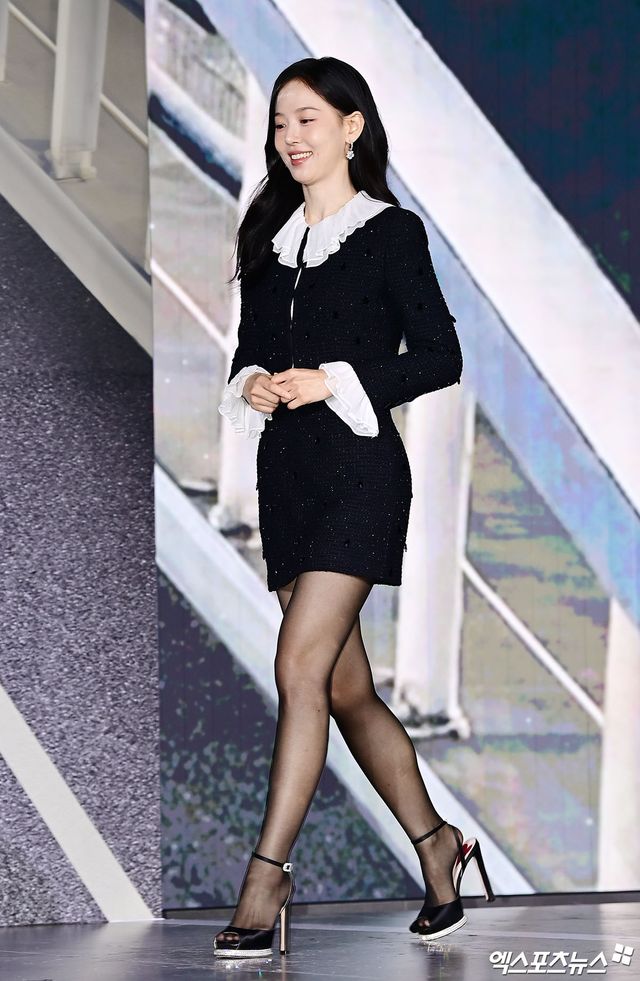 눈에 띄는 나노 발목