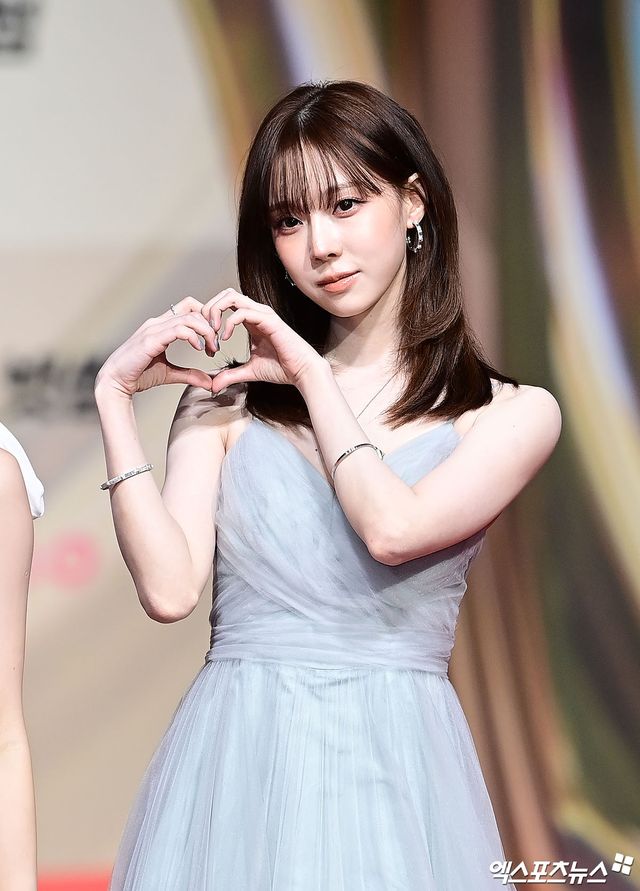 열애설 타격 없는 미소