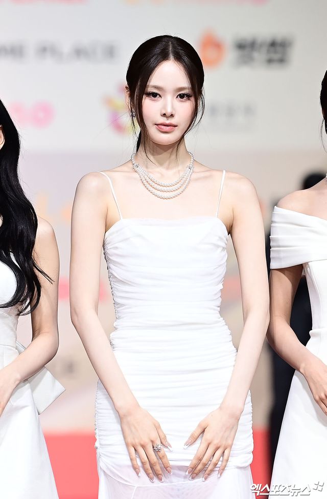 이즈나 방지민, 완성형 미모