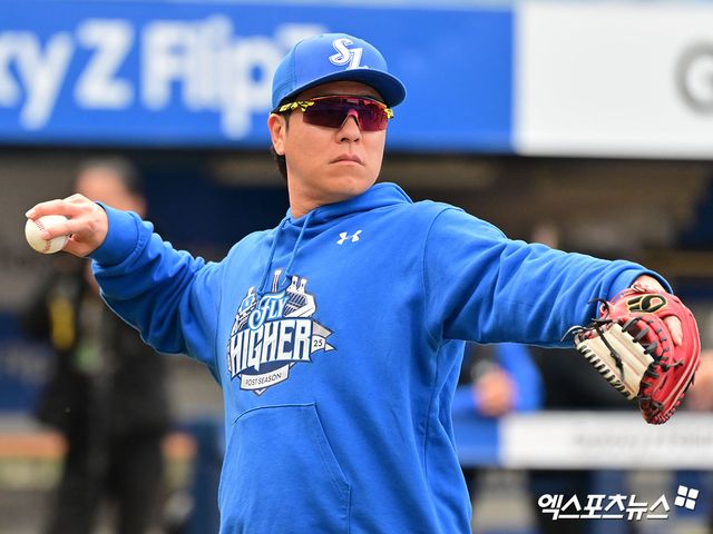 과거 롯데 자이언츠에서 한솥밥을 먹었던 황재균(은퇴)과 강민호(삼성 라이온즈)의 운명이 극명하게 엇갈린 가운데, 원소속팀 한화 이글스에서 입지가 줄어든 손아섭의 거취가 관심을 모으고 있다. 엑스포츠뉴스 DB