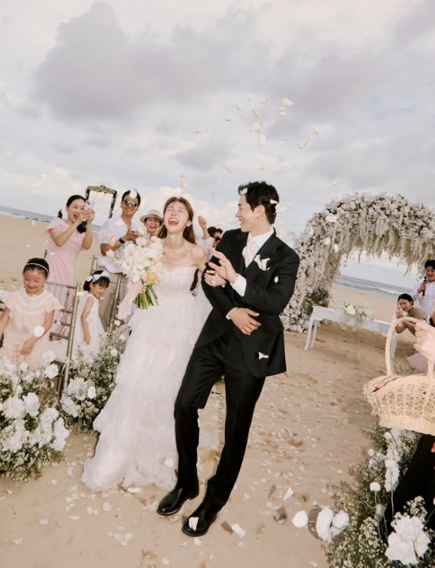 방민아-온주완.