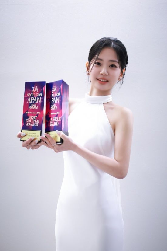 정수빈, 제이와이드컴퍼니