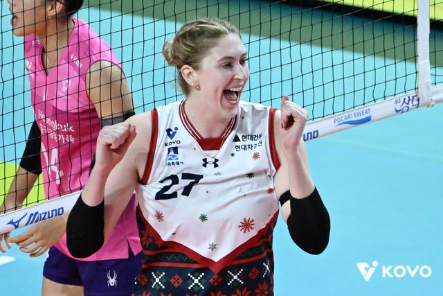 6일 오후 인천삼산월드체육관에서 열린 진에어 2025-2026 V-리그 여자부 3라운드 흥국생명과 현대건설의 경기, 현대건설 카리가 득점 후 기뻐하고 있다. KOVO