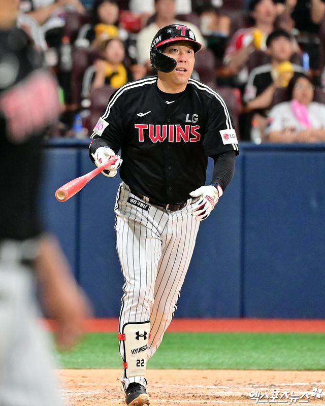 2025시즌 종료 후 LG 트윈스에서 KT 위즈로 FA(자유계약) 이적한 베테랑 좌타자 김현수. 사진 엑스포츠뉴스 DB